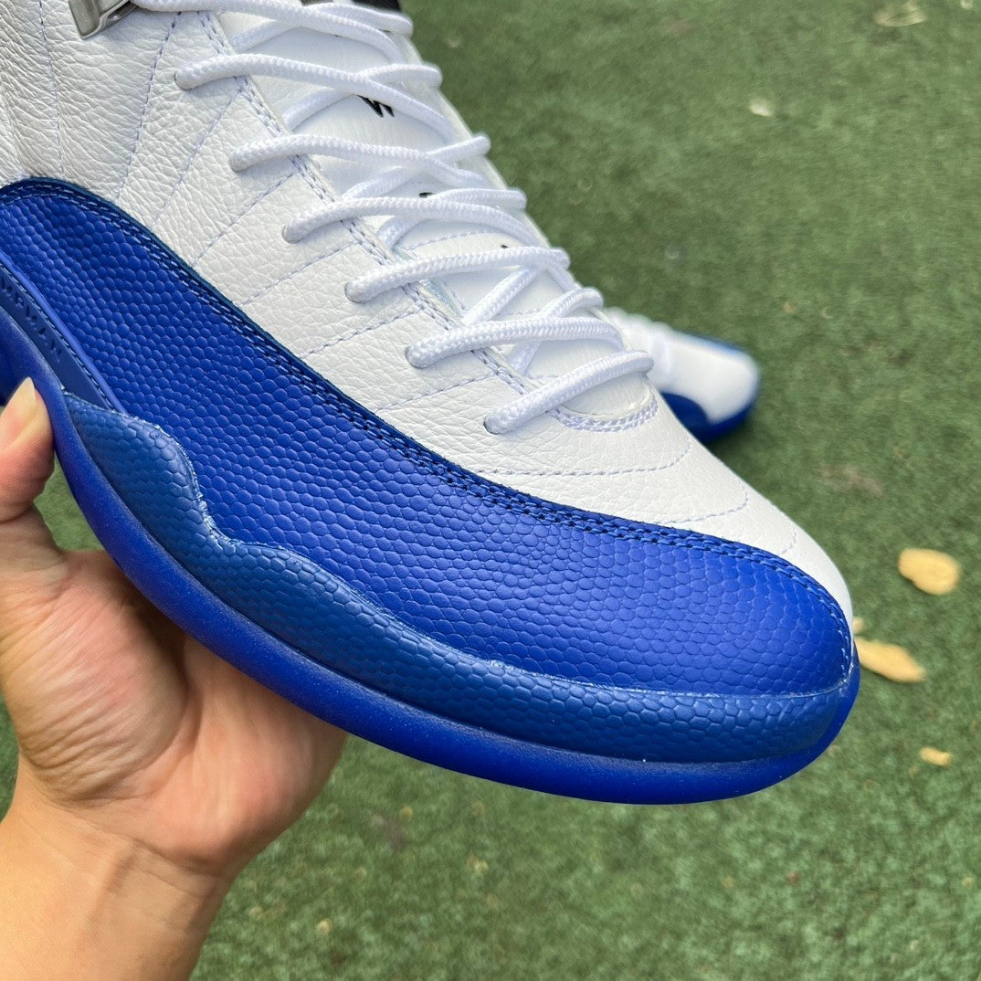 12 BlueBerry