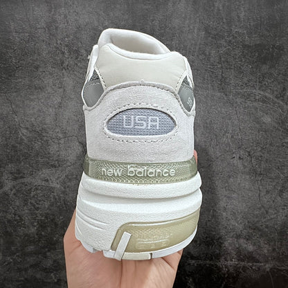992 Triple White Grey
