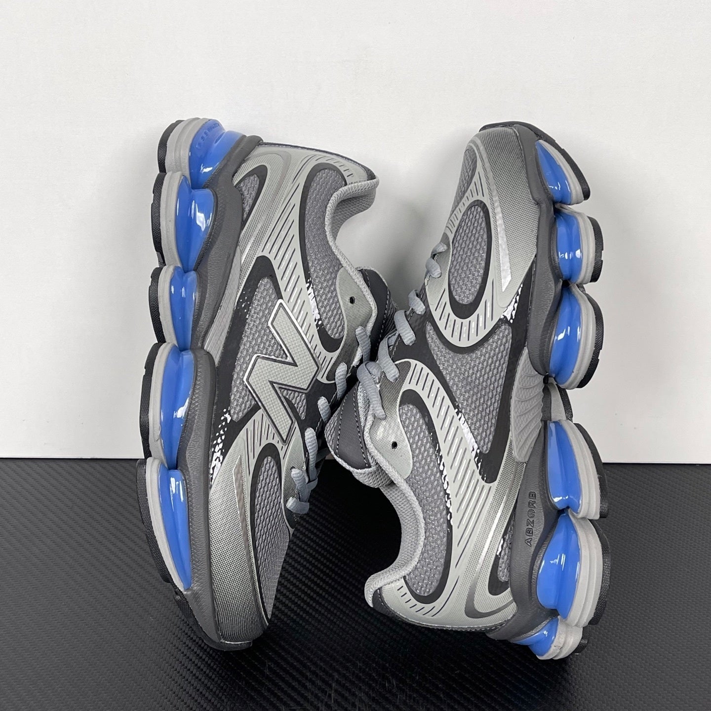 2000 ABZORB Grey