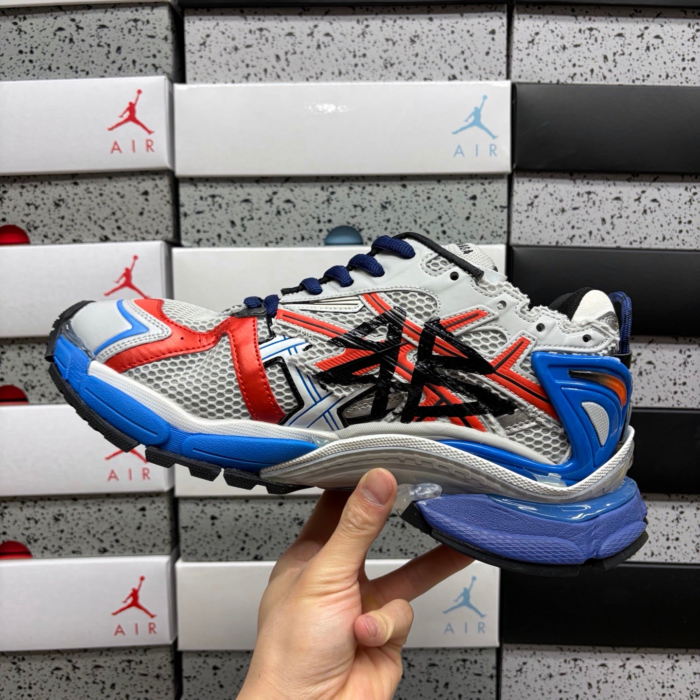 BLG Runner 7.0 Graffiti -Grey/Black/Blue