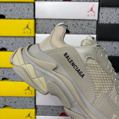 BLG Triple S Creme