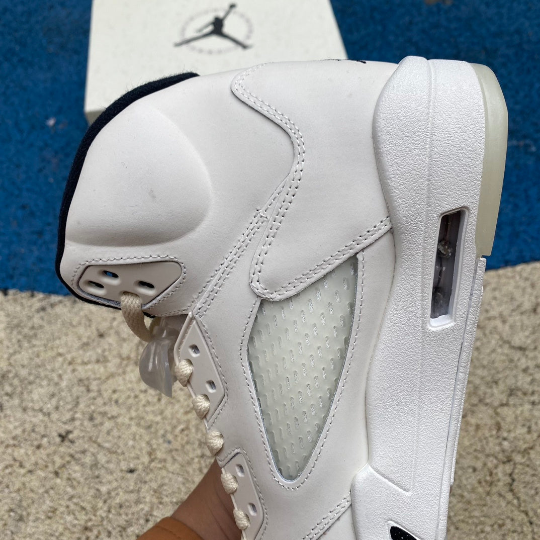 AJ 5 Sail