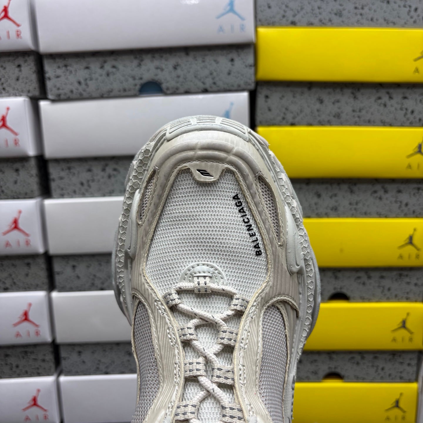 BLG Triple S.2 White/Beige