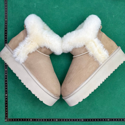TT UGG