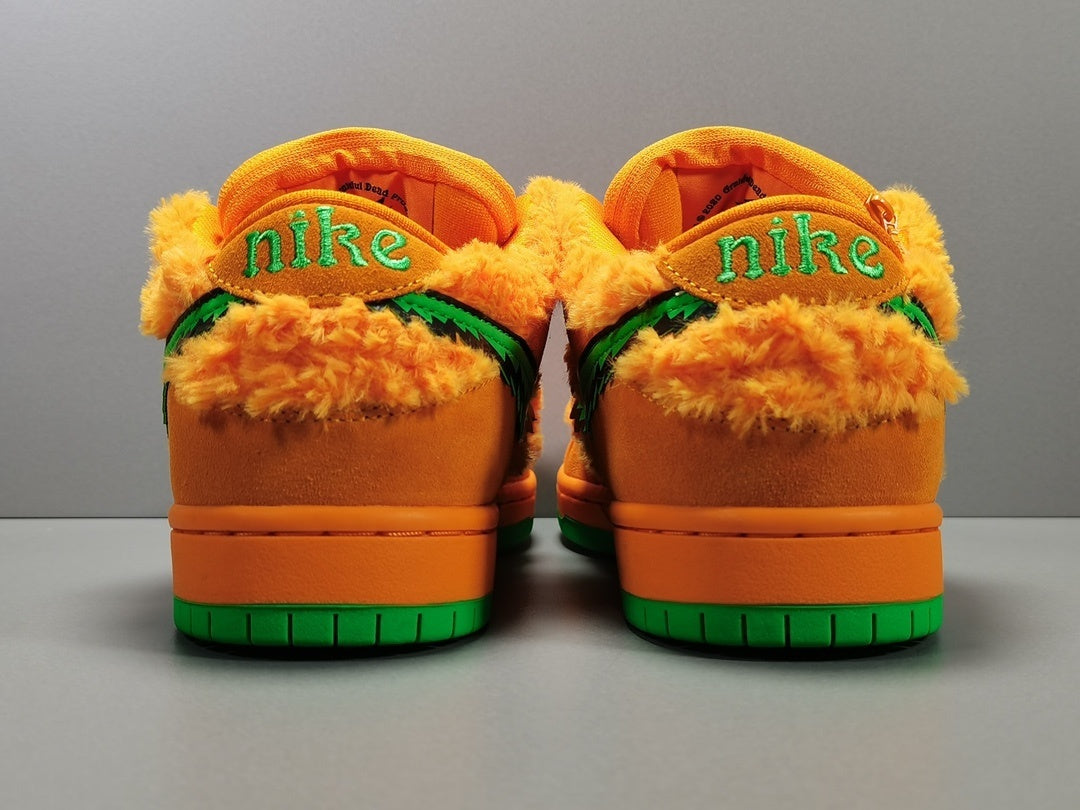 Dunk SB Grateful Dead Bears Orange
