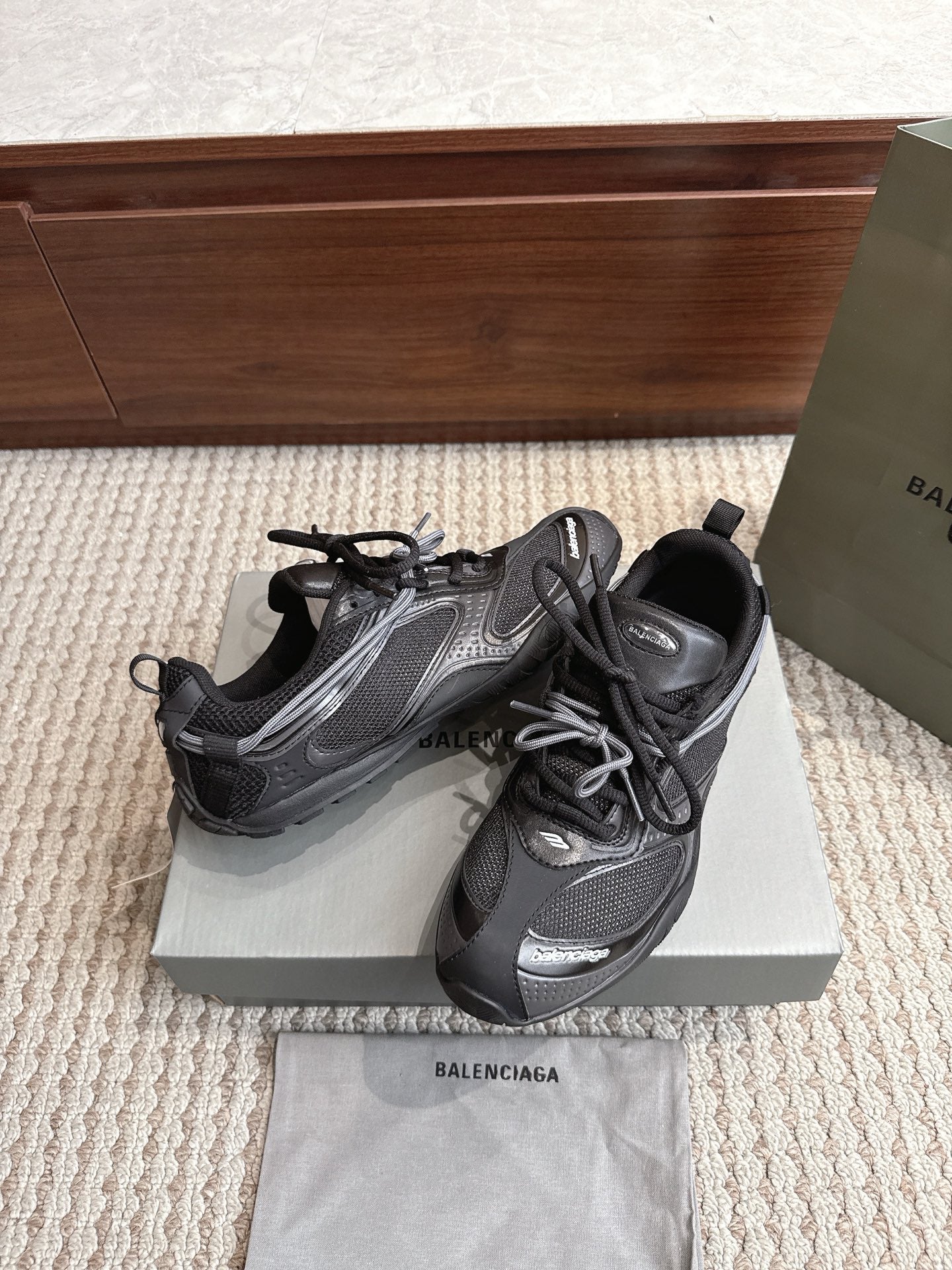 BLG Radar Black
