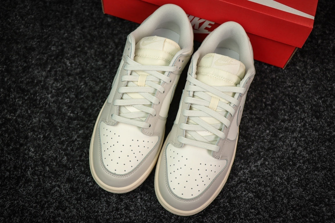 Dunk SP Light bone