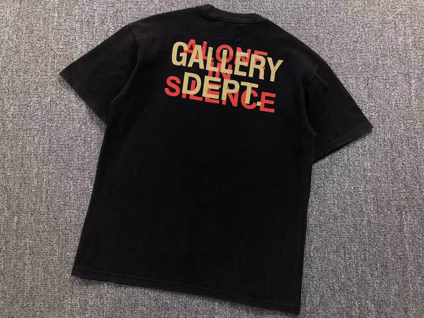 T-shirt GALLERY DEPT