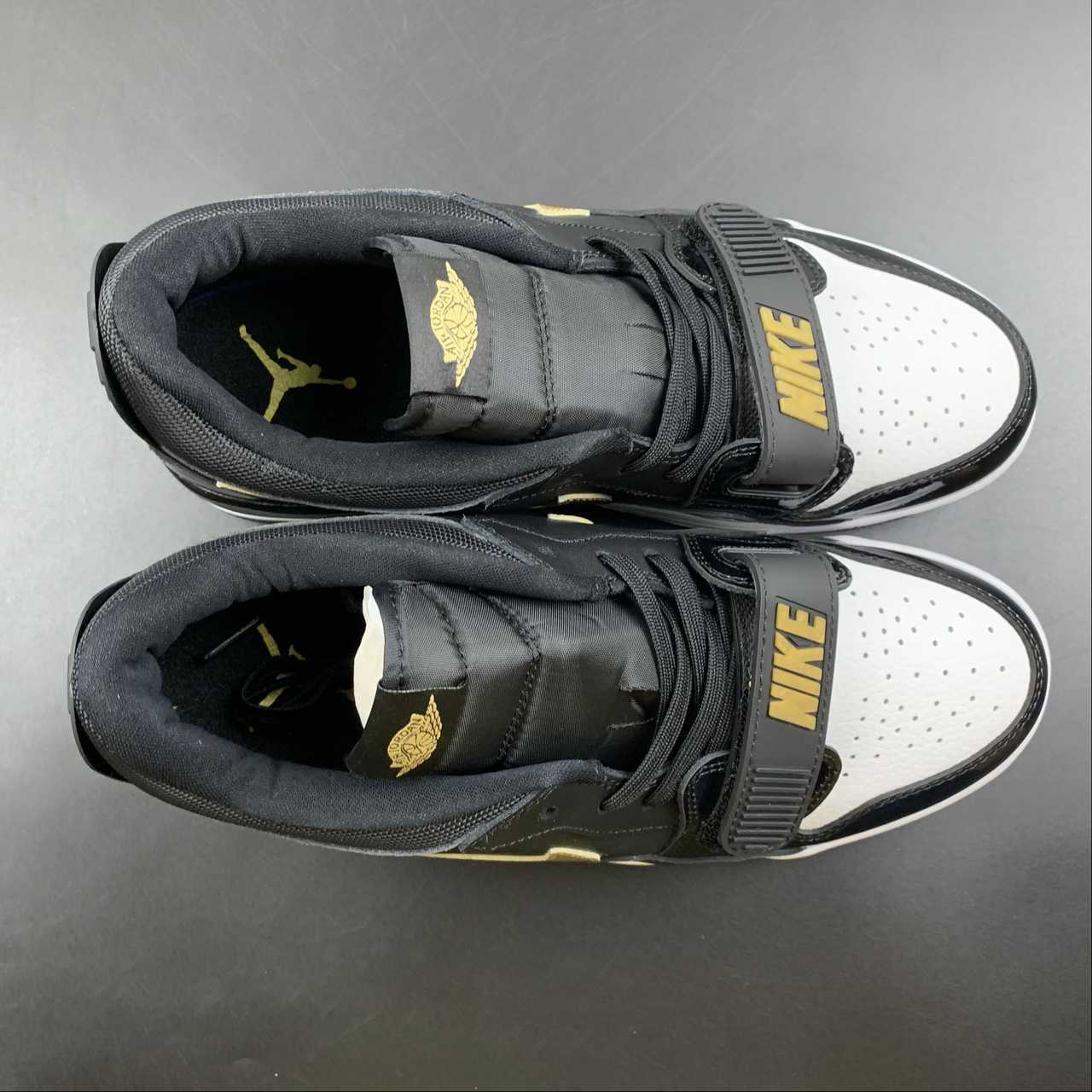 Legacy 312 Black Metallic Gold