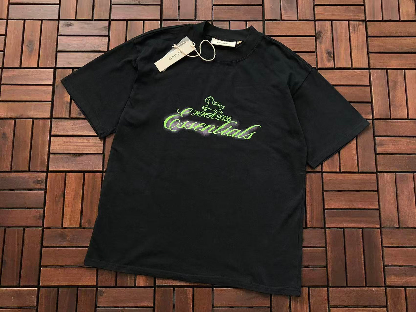 T-Shirts ESSENT