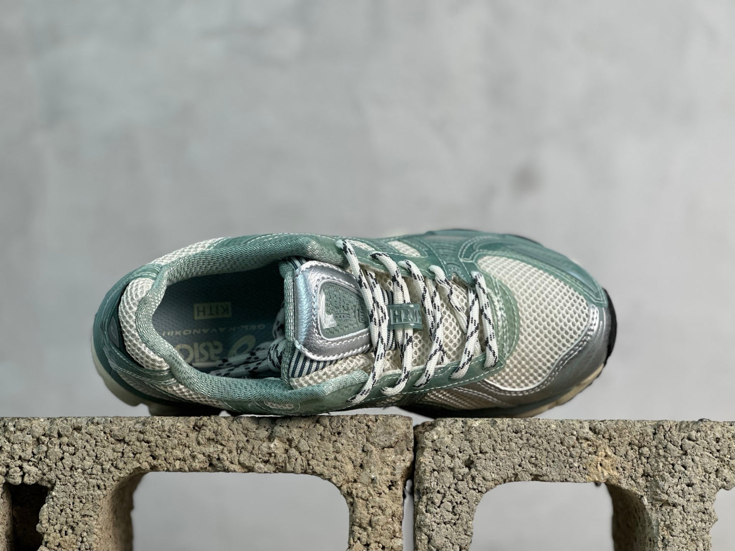 GEL-Kayano 12.1