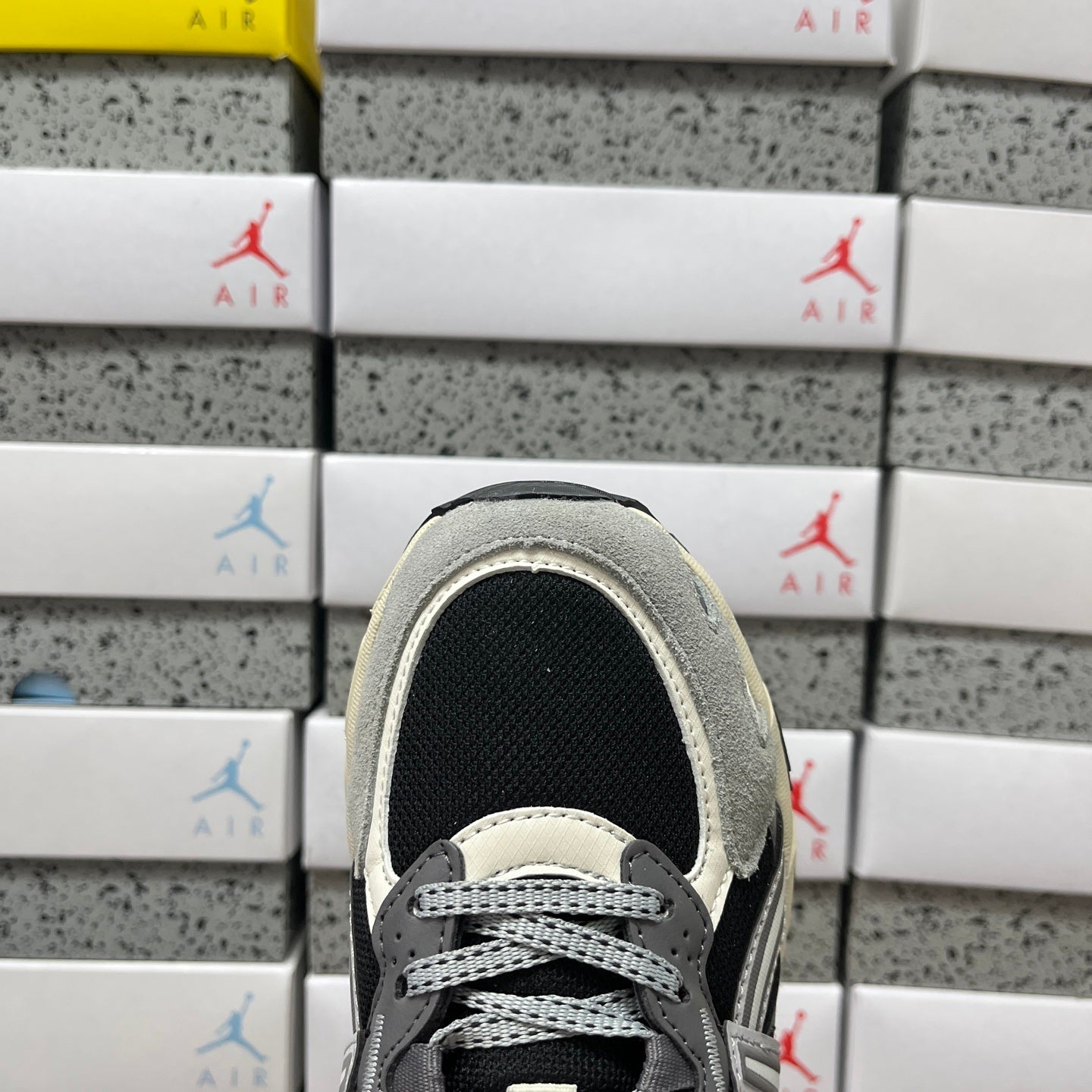 GEL-SONOMA TR62 Grey/Black