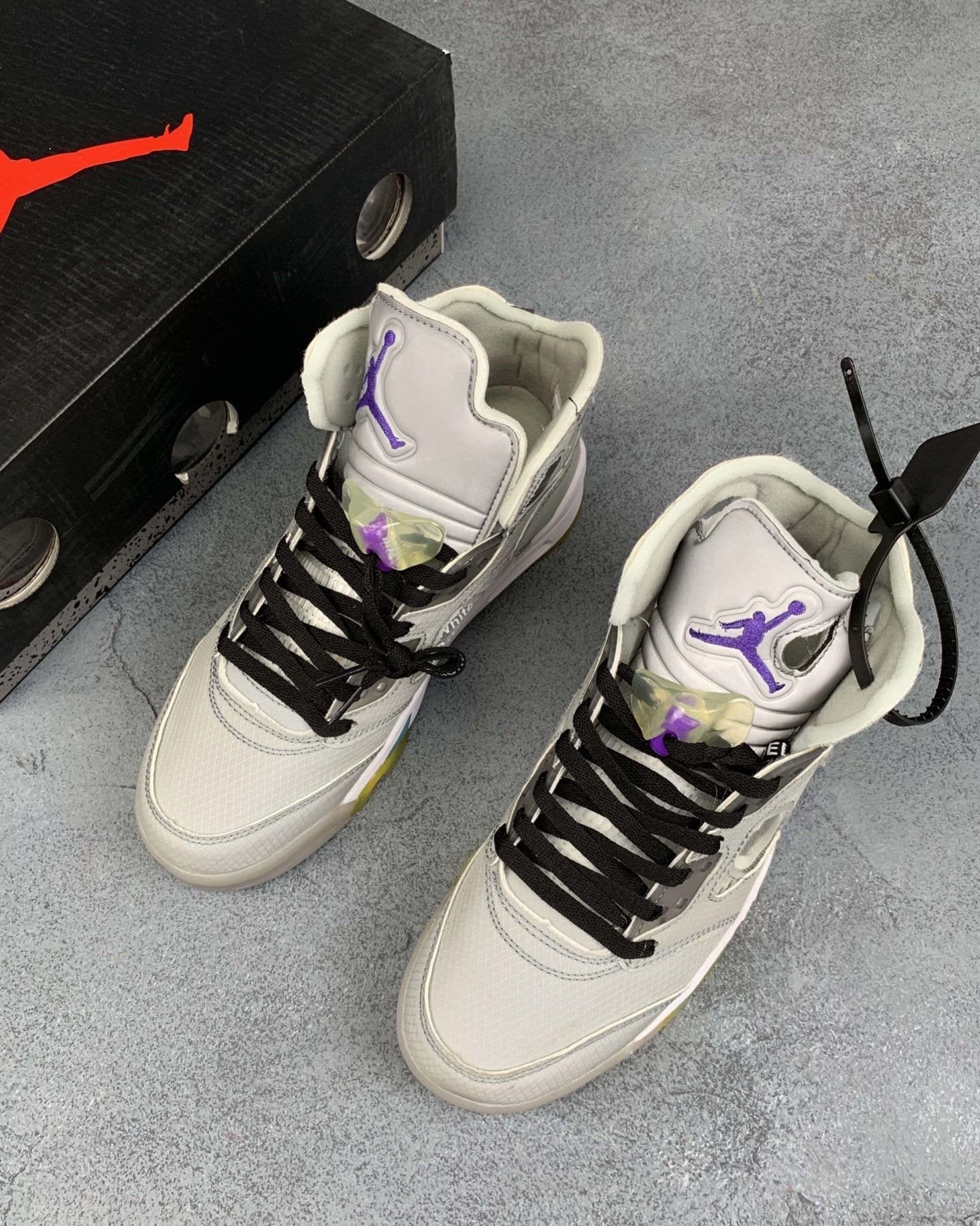 AJ 5 Retro Off Sail