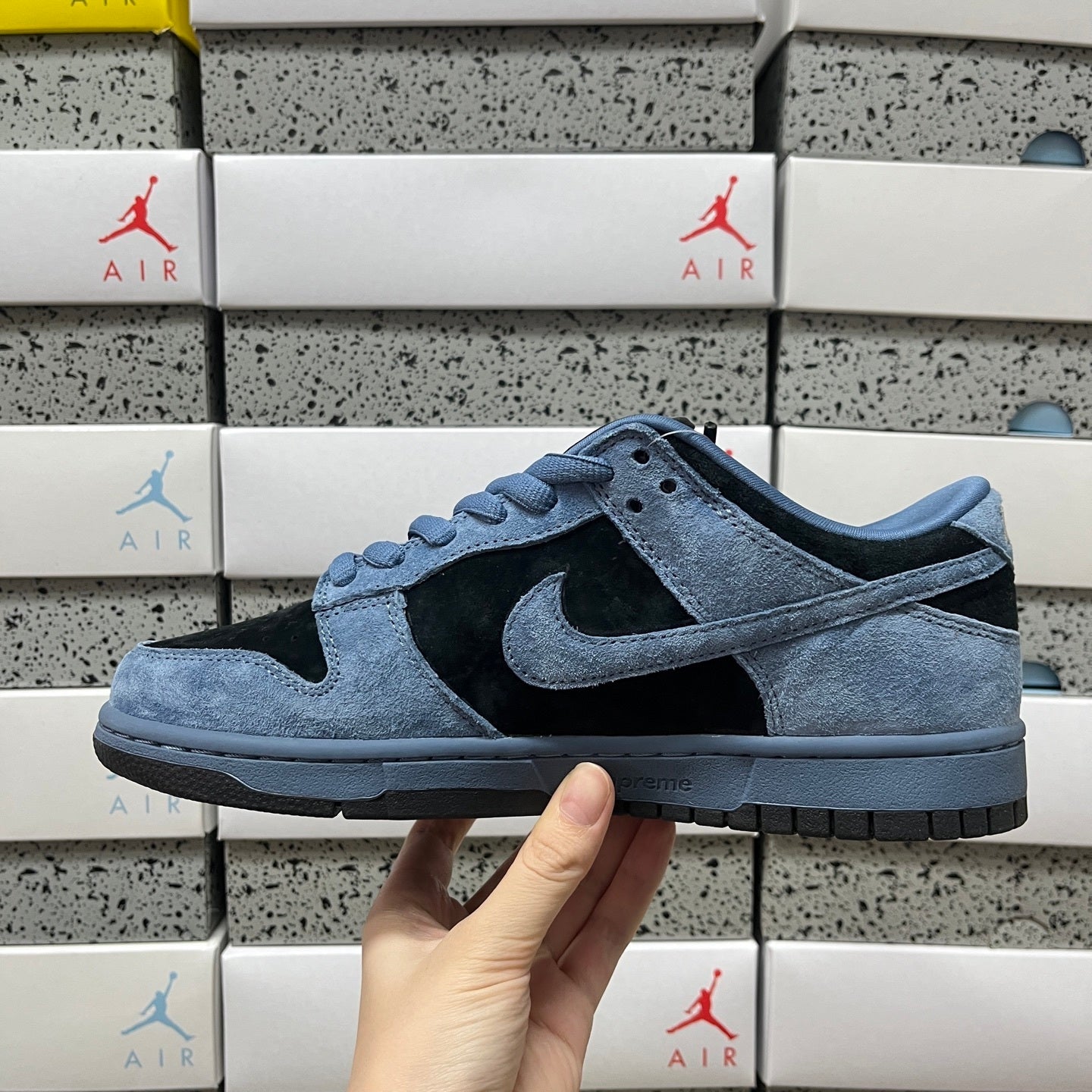 Dunk SB x Supreme Ocean Fog