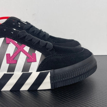 Vulcanized Black Rose