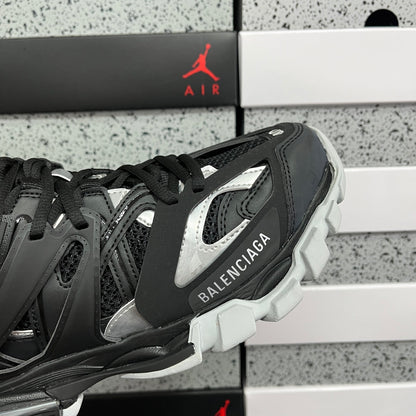 BLG Track Black Silver