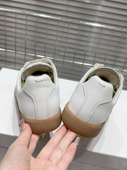 Maison  Pure White Gum Sole