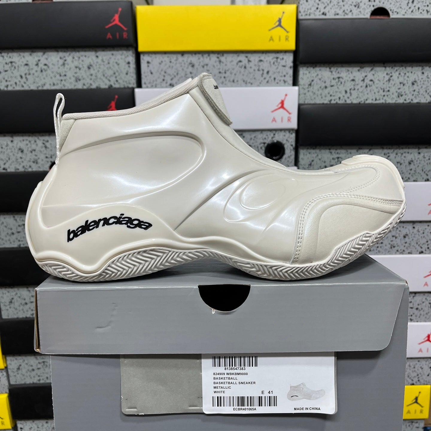 BLG Basketball White