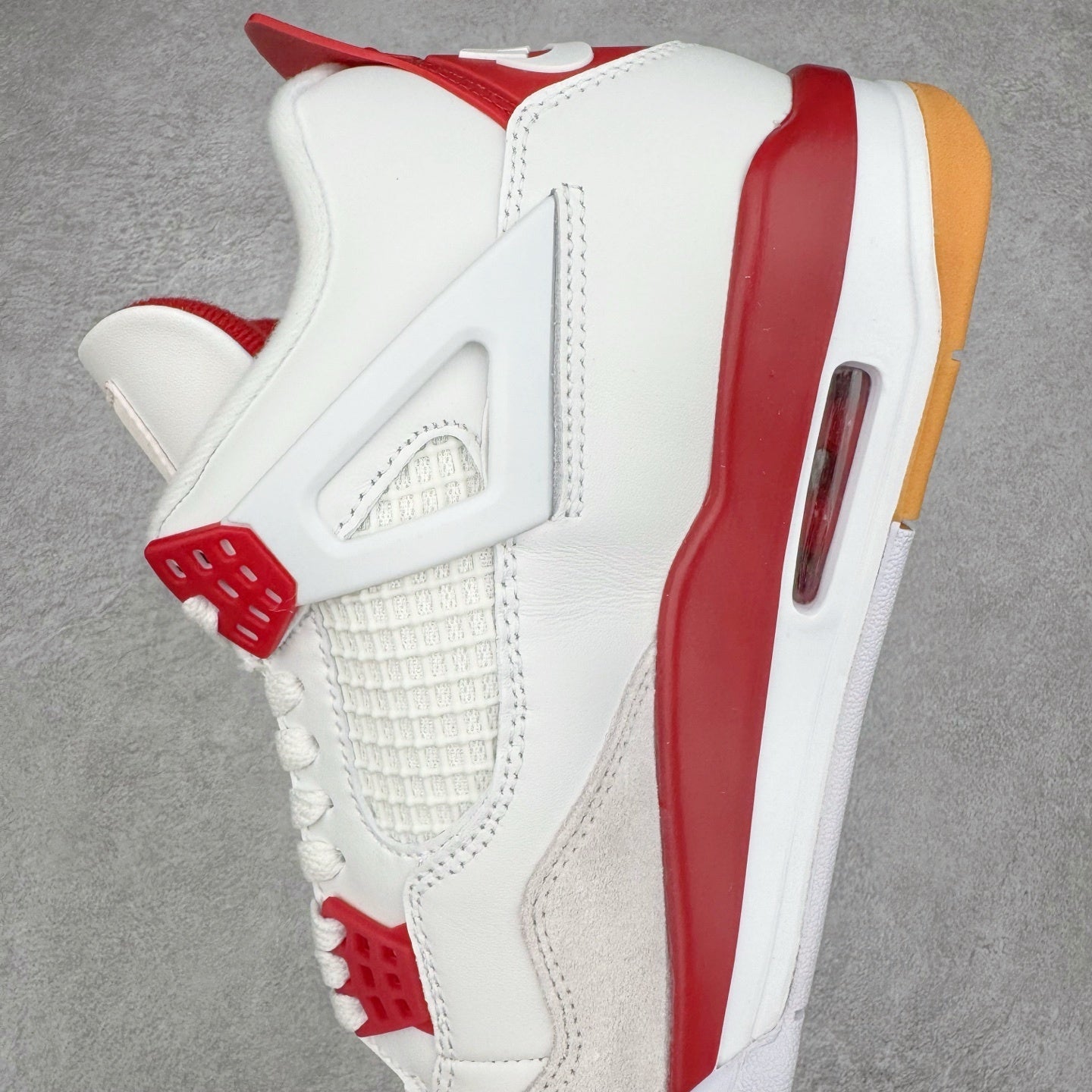 AJ4 Retro SB Varsity Red