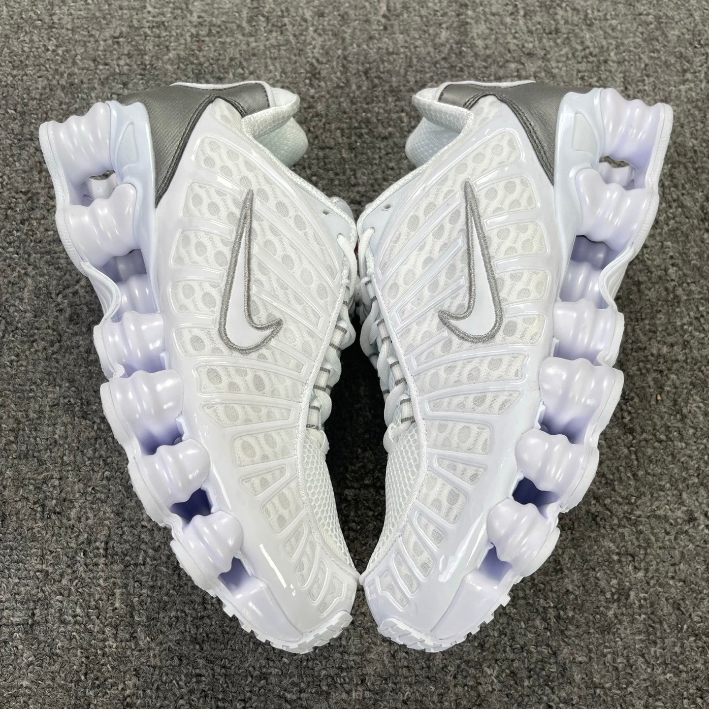 Aware Shox TL White/Black