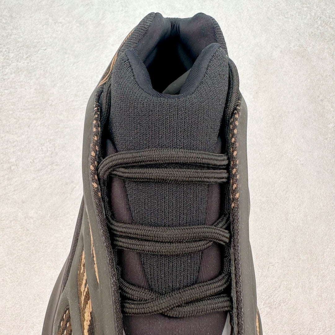 700 V3 Clay Brown