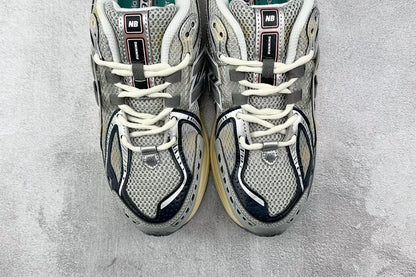 1906 Grey Cream
