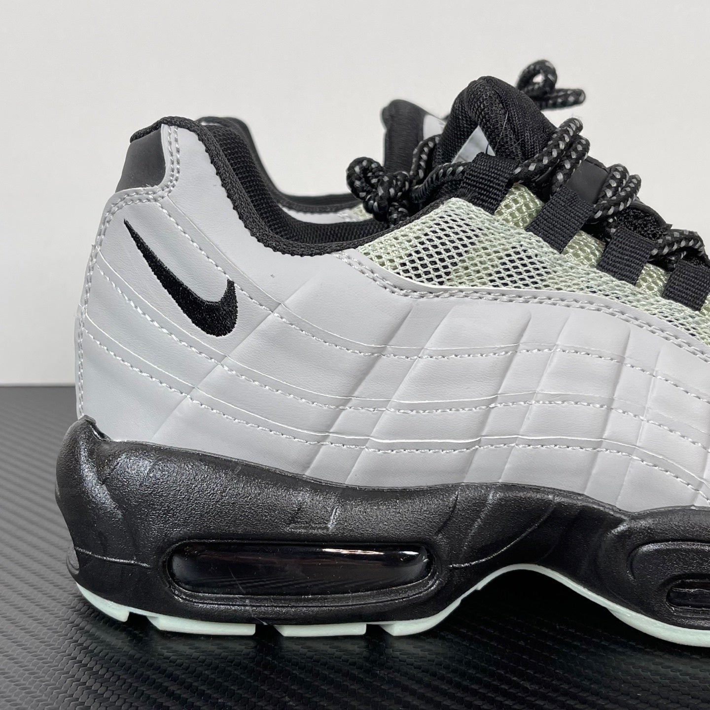 95 Fog Black