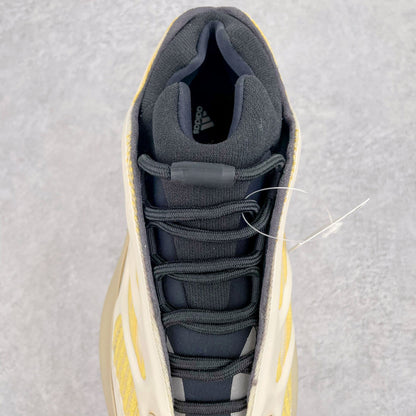 700 V3 Clay Brown