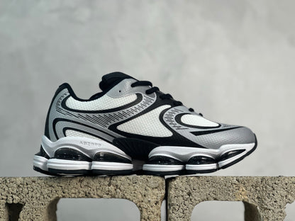 2000 White and Black
