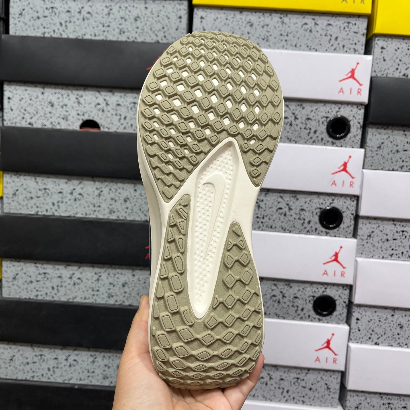 Quest 6 Armory Navy Desert Khaki