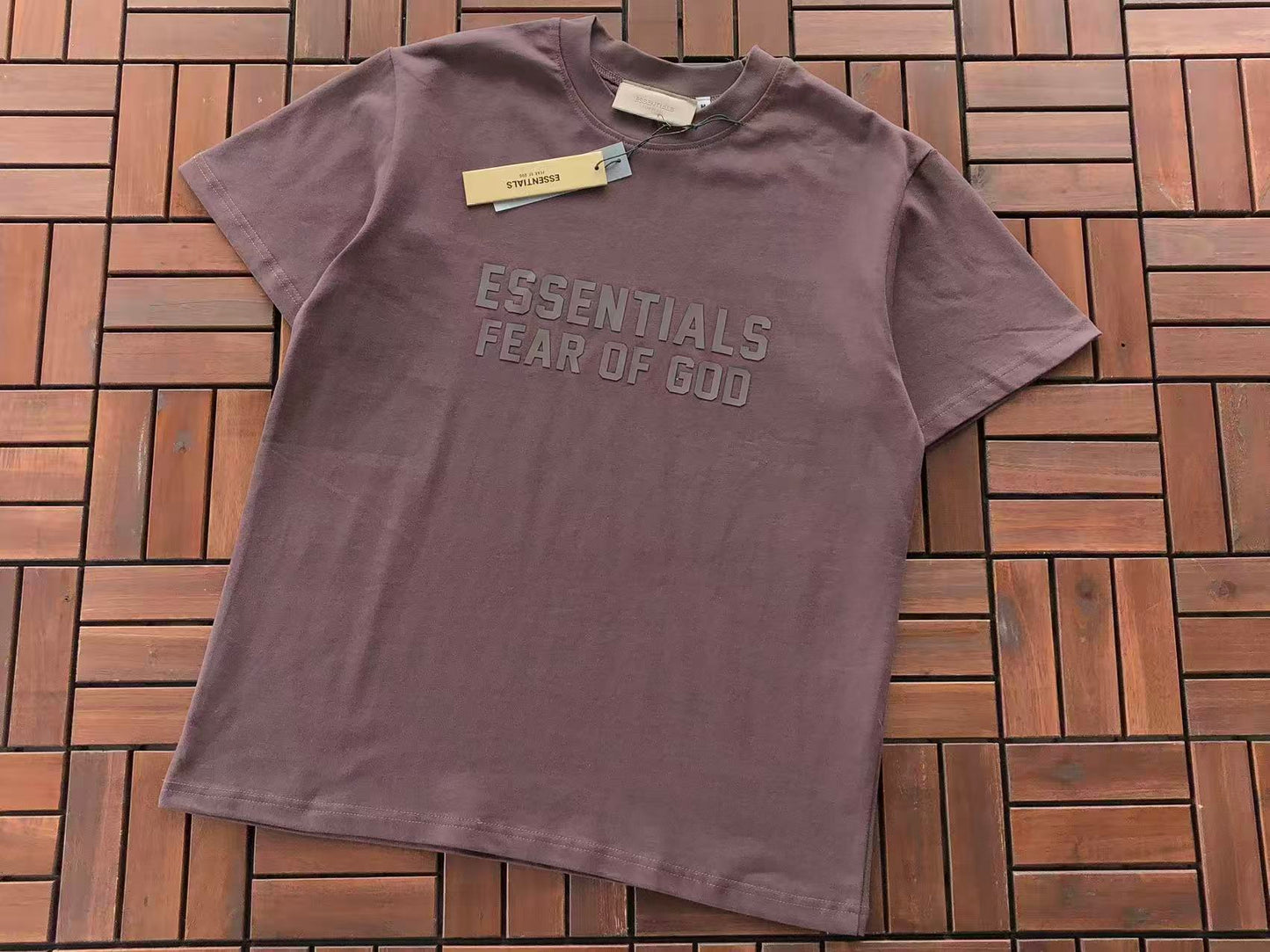T-Shirts ESSENT