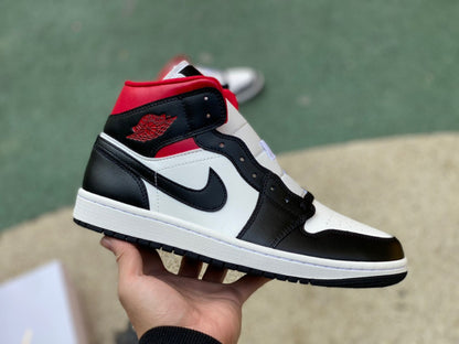 AJ1 MID Gym Red Panda