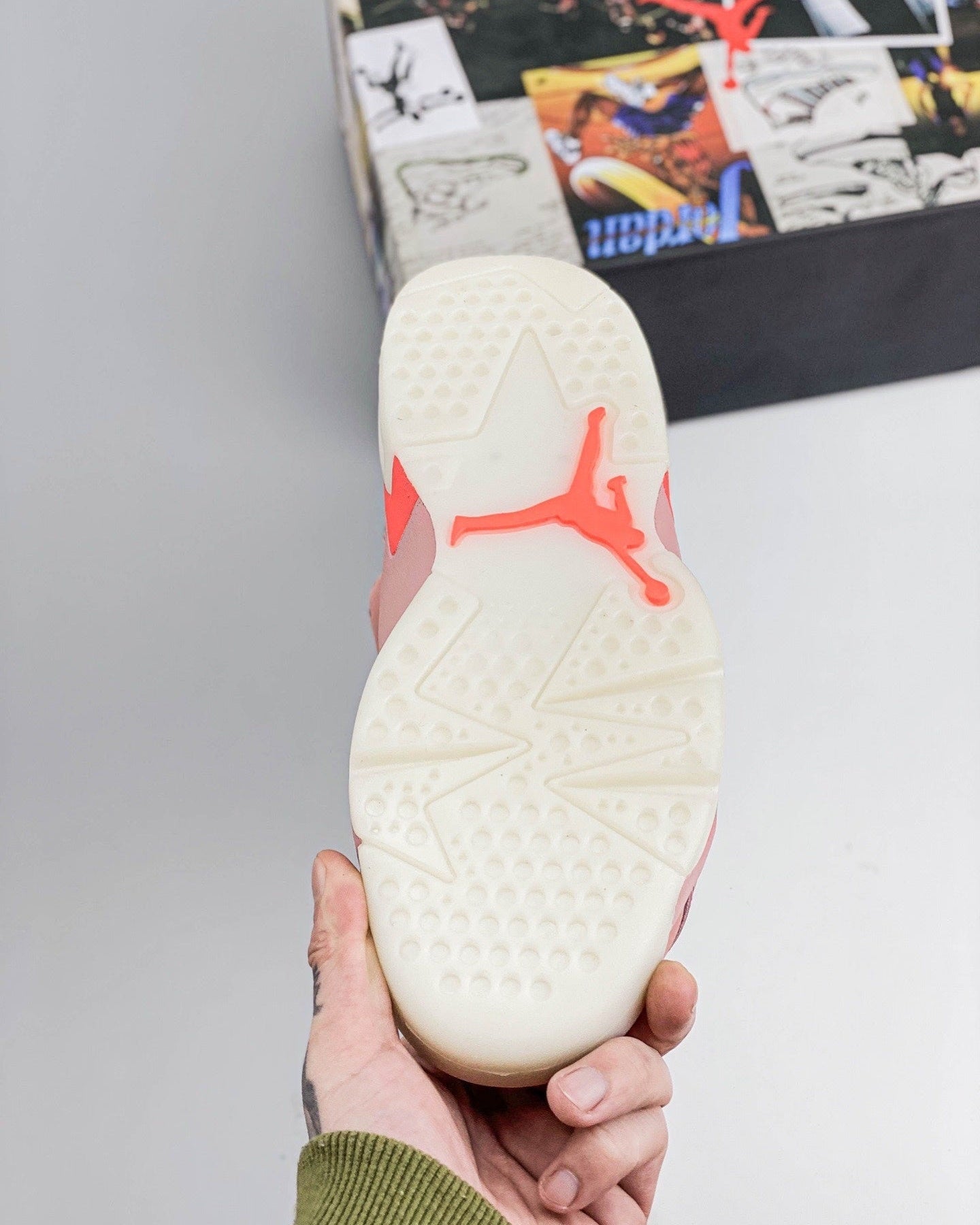 AJ6 Retro Pink