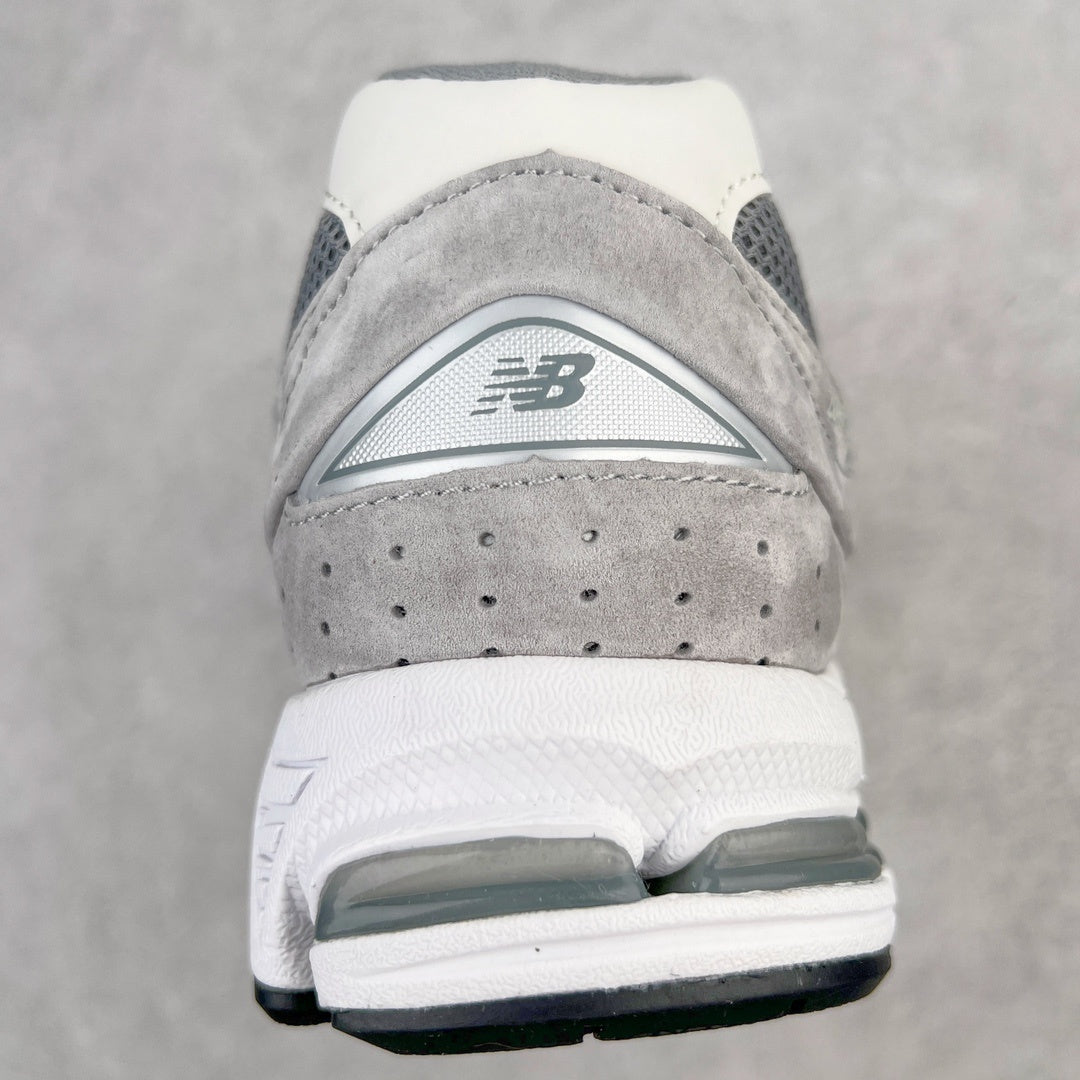 2002R Retro Grey