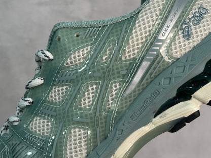 GEL-Kayano 12.1