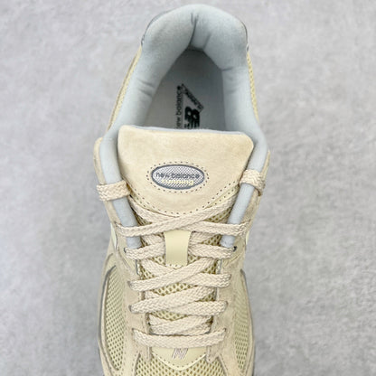 2002R Creme