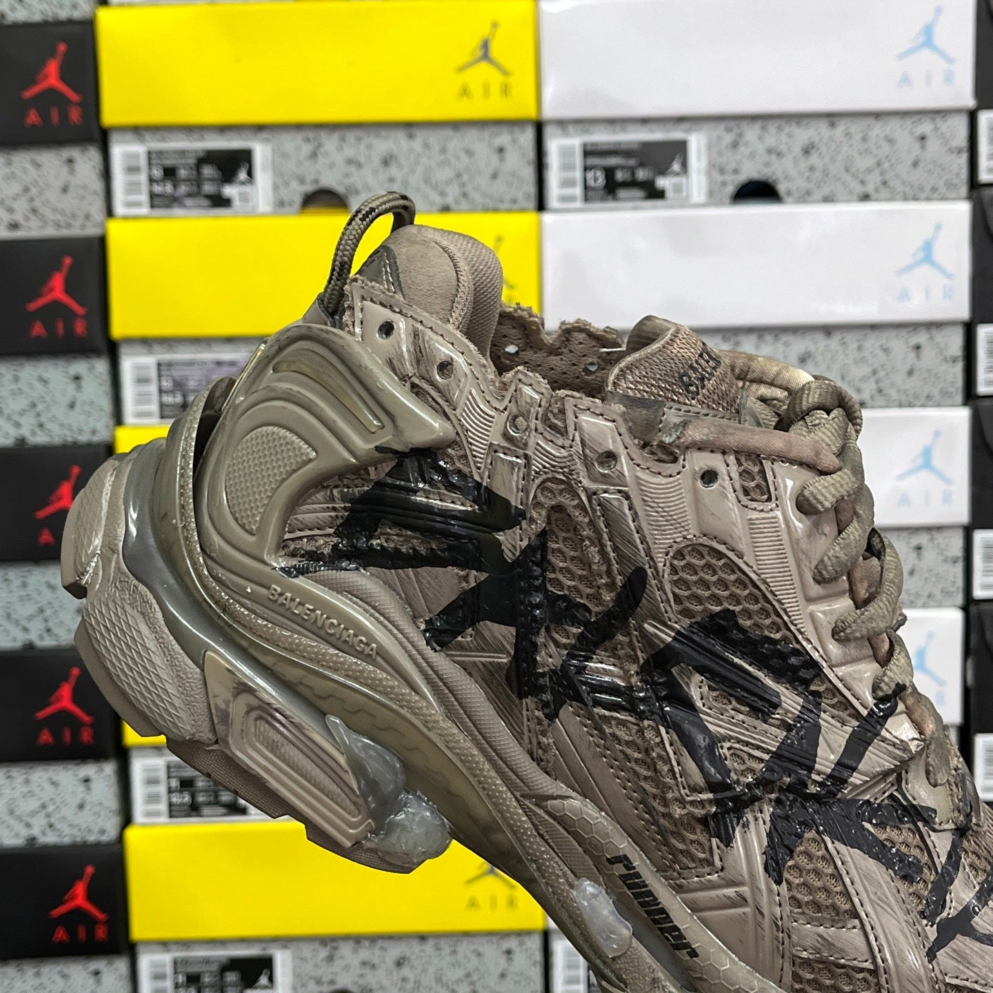 BLG Runner 7.0 Graffiti Mesh & Nylon