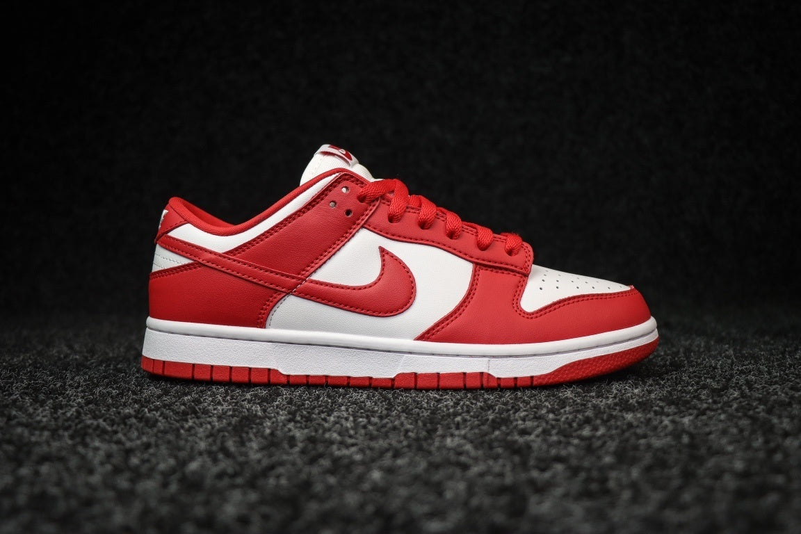 Dunk SP University Red