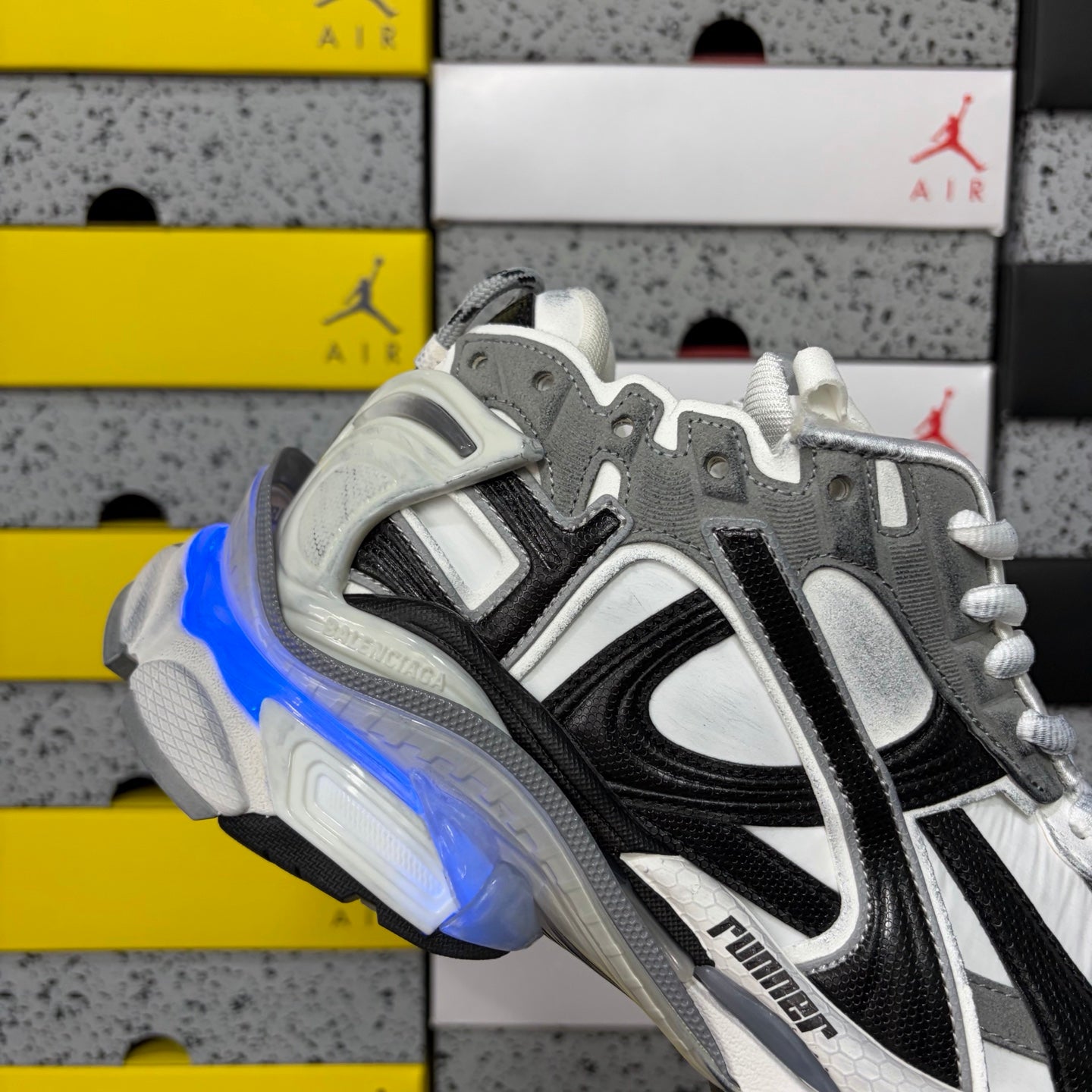 BLG Runner Led