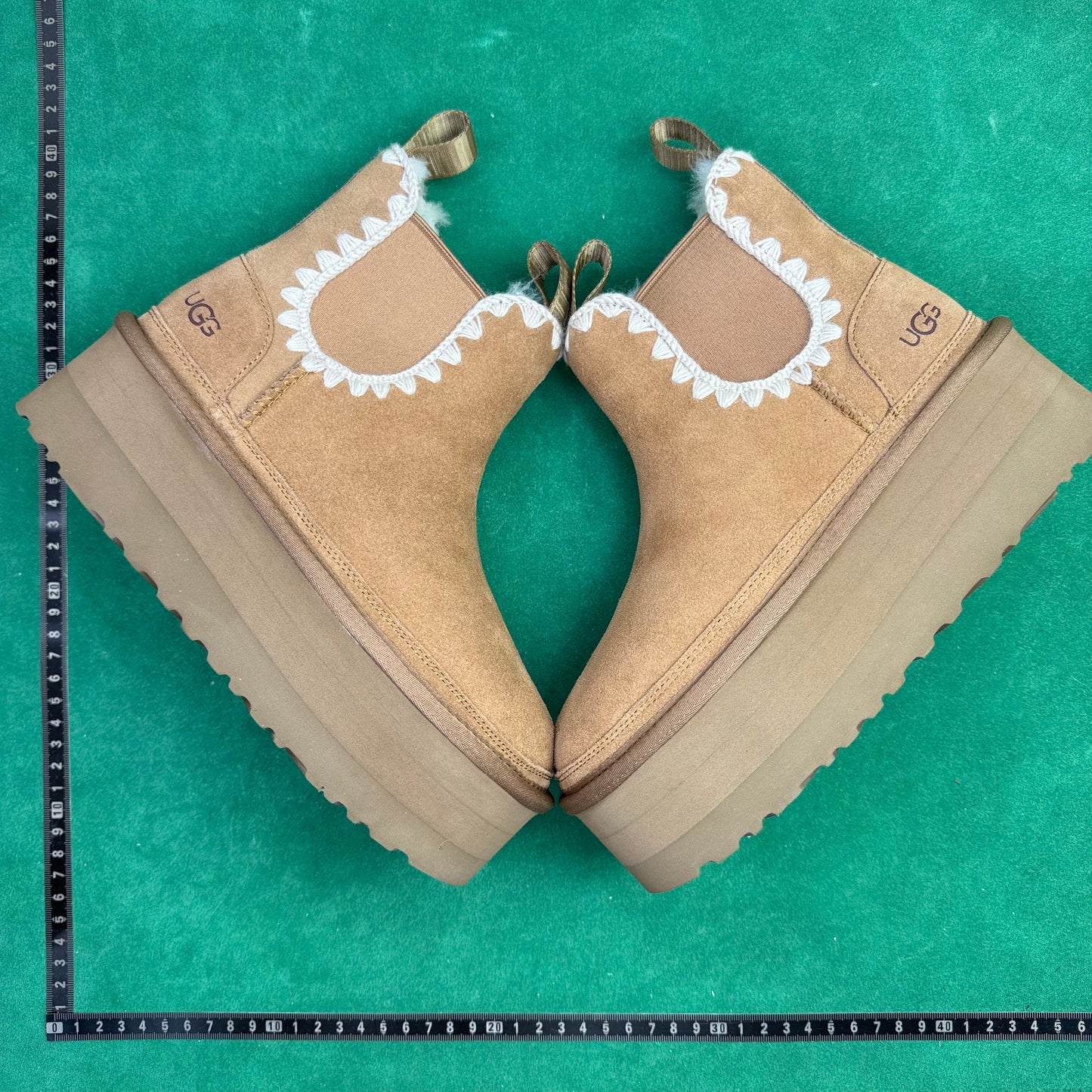 TT UGG