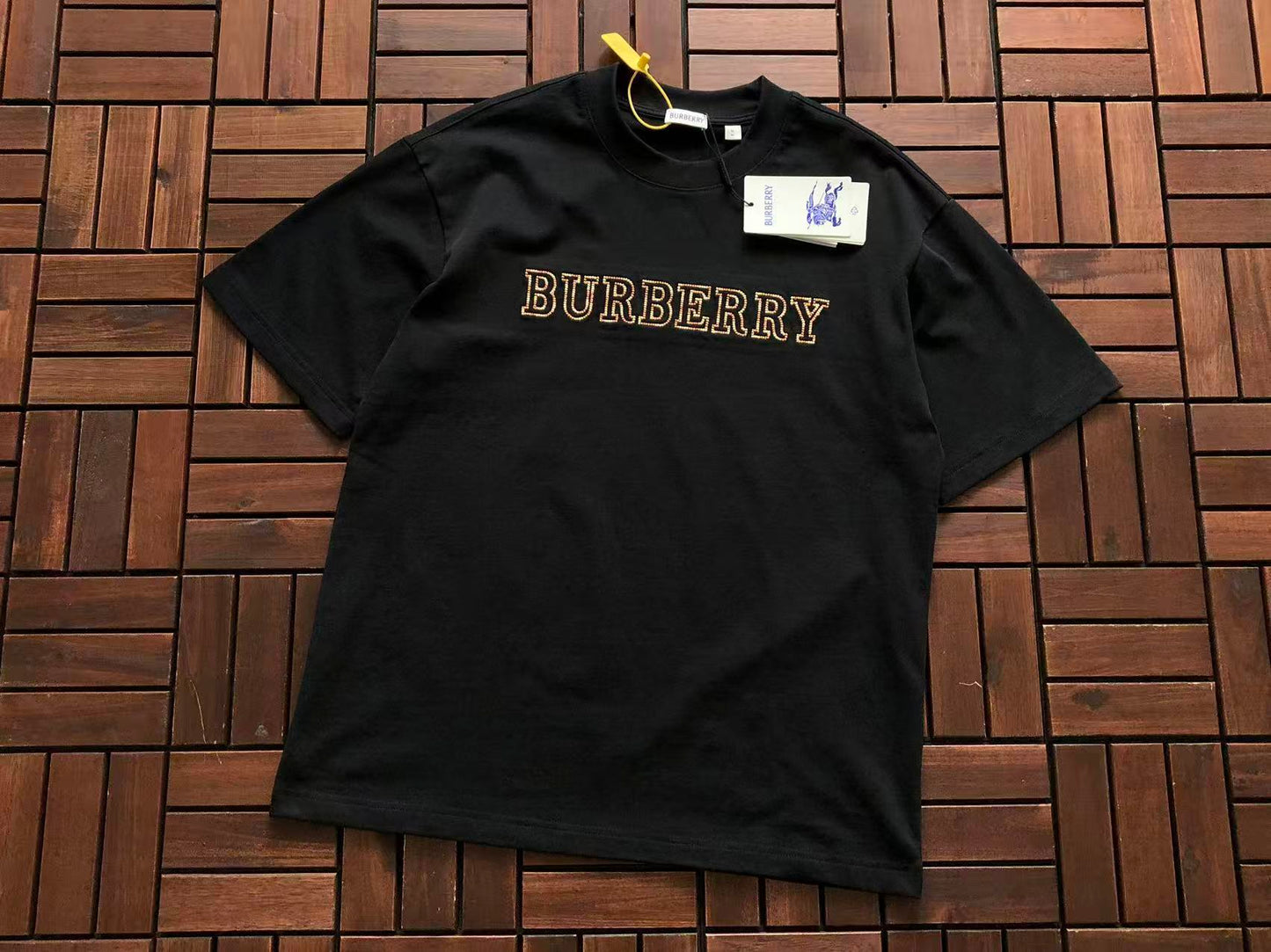 T-Shirts BB