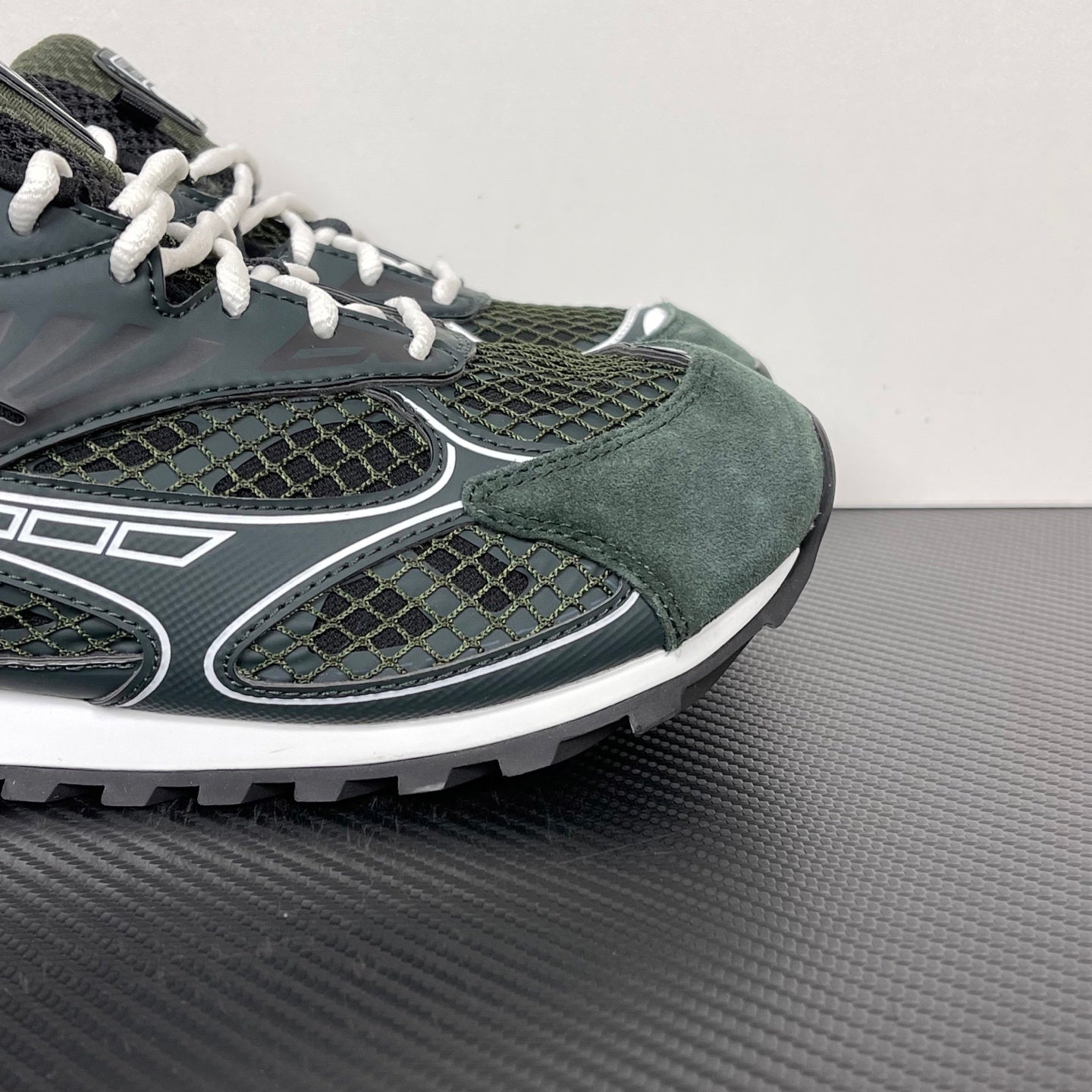 BV Orbit Dark Green