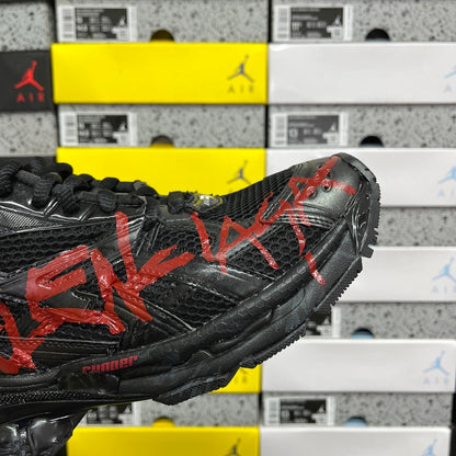 BLG Runner 7.0 Graffiti - Black Red