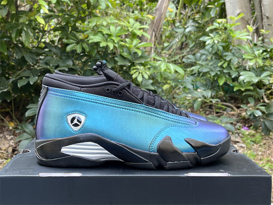 AJ14 Low Love Letter