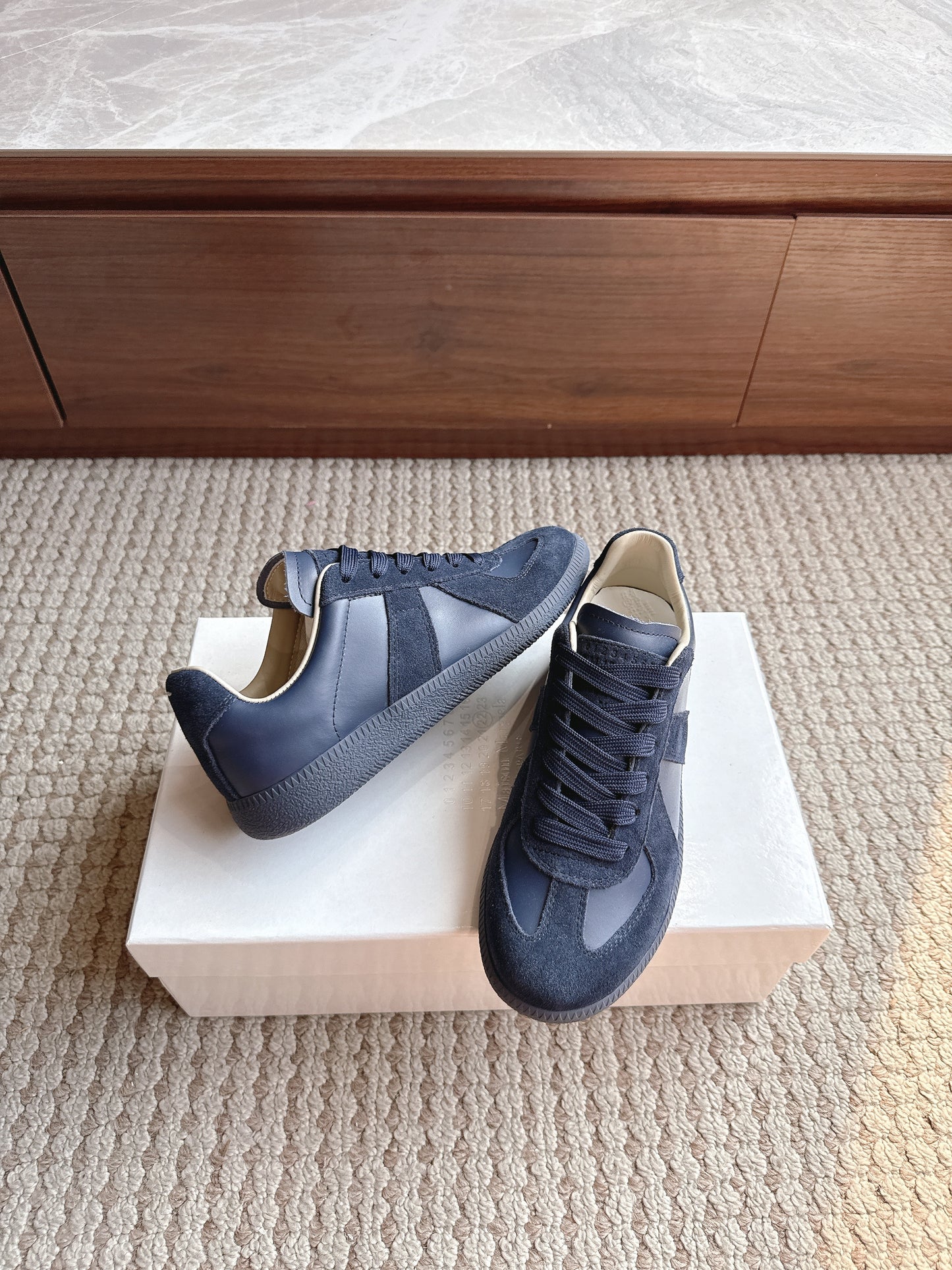 Maison Pure Marine Blue