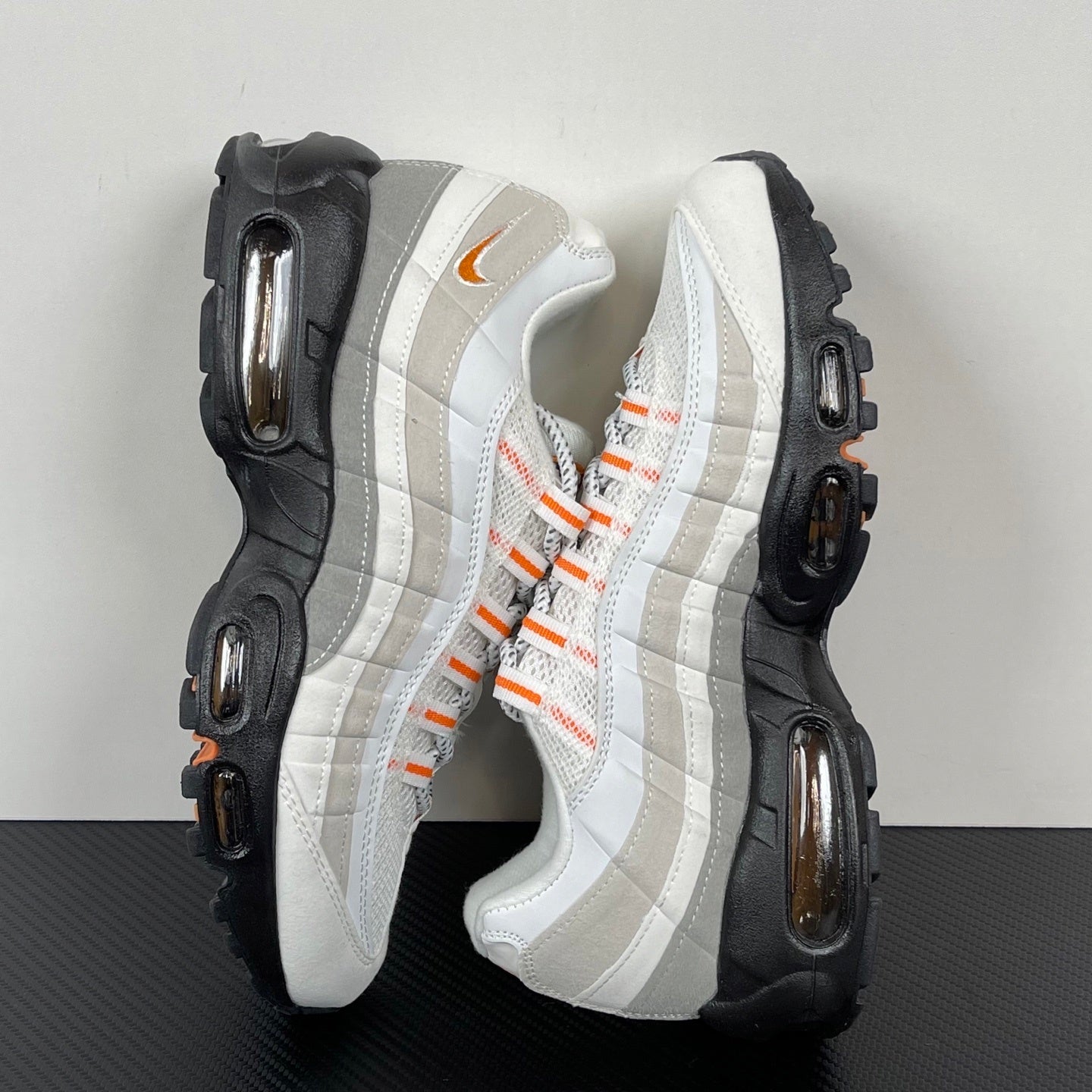 95 Wolf Grey Safety Orange