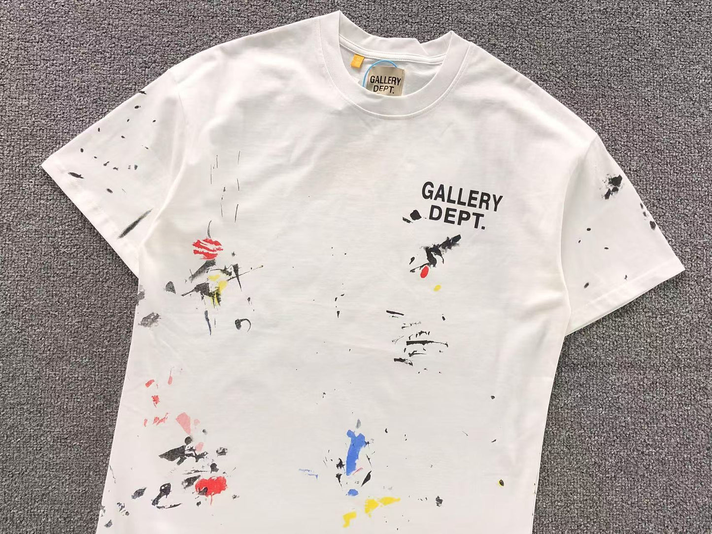 T-shirt GALLERY DEPT
