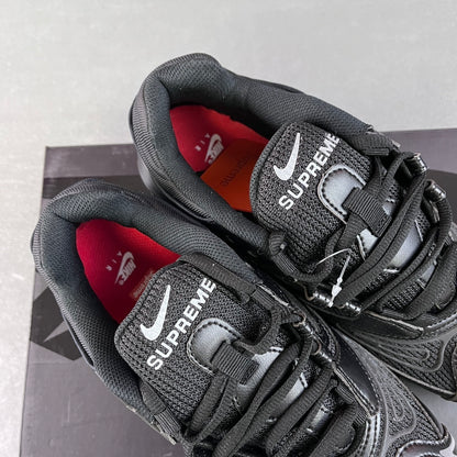 98 Supreme Black