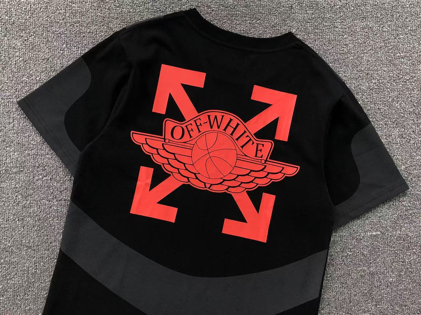 T-shirt Off