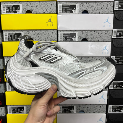 BLG 10XL White/Black